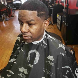 Master Barber Ray Maxwell Jr