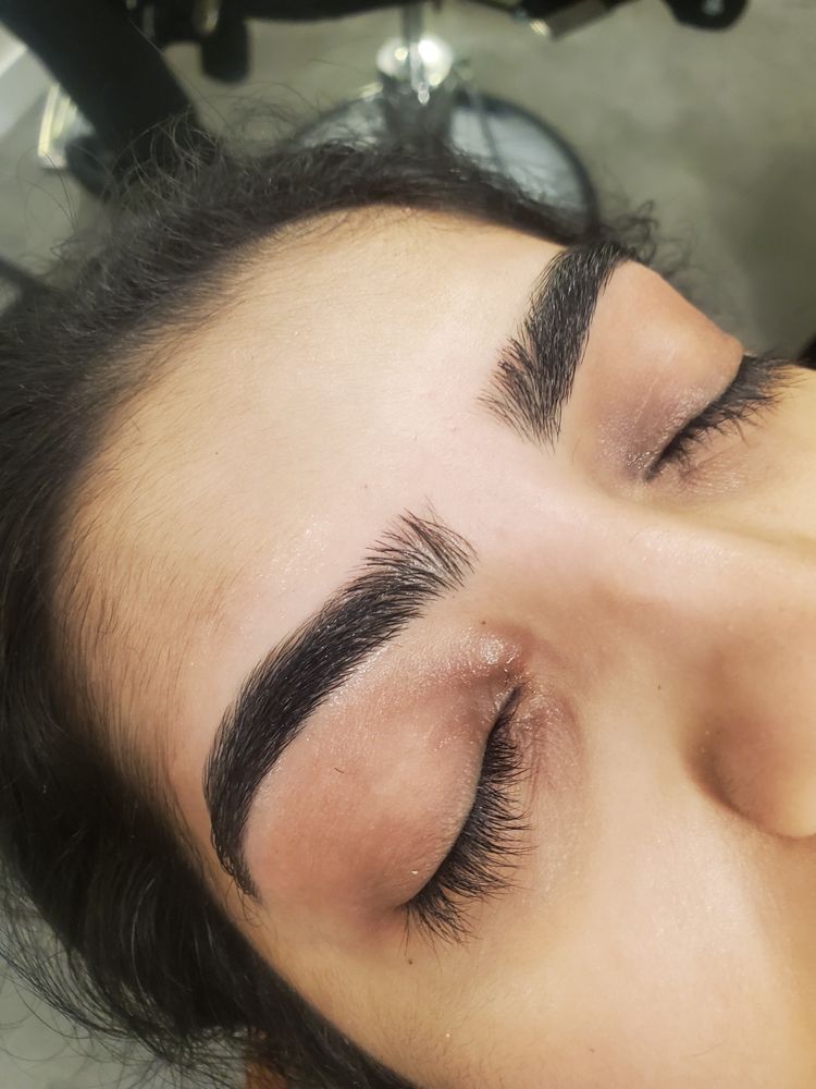 Sovan's Eyebrows Threading